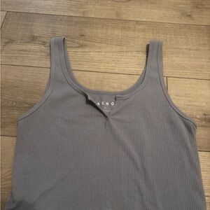 Gray Fitted Sleeveless Tank Top